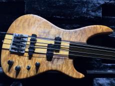 B.C.Rich B.C. Rich USA Innovator '95 Fretless Bass 1995