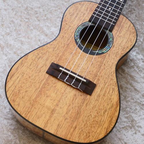 KUMU Ukulele CM54A 【コンサート】【ビギナーにもお勧め】【14Fジョイント】【買取・下取強化中!】【クロサワ町田店】
