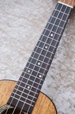 KUMU Ukulele CM54A 【コンサート】【ビギナーにもお勧め】【14Fジョイント】【買取・下取強化中!】【クロサワ町田店】_9