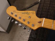 Squier by Fender 40th Anniversary Jazzmaster_17