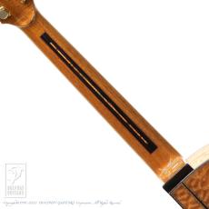 Dontcho Ivanov Guitars Ivanov OM "Grand Salon" Florentine Cutaway_10