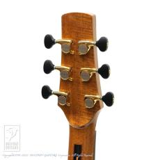 Dontcho Ivanov Guitars Ivanov OM "Grand Salon" Florentine Cutaway_13