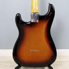 Fender Fender Robert Cray Stratocaster 3-Color Sunburst_2