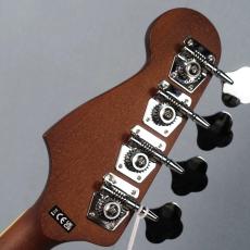 Fender KINGMAN Bass_4