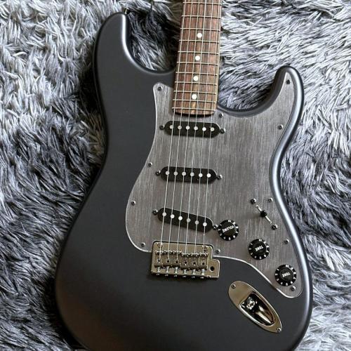 Fender Made in Japan Hybrid II 2026 Collection Stratocaster Satin Metallic / Matte Phantom Black 【特価】