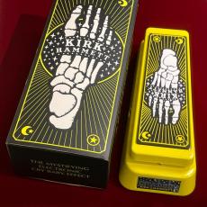Jim Dunlop KH95Y Kirk Hammett Cry Baby Wah Yellow Sparkle Edition【1台限定特価】_7