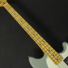 Fender Player II Mustang Bass PJ Cactus Gray_3