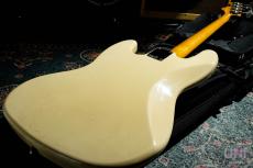 Fender Classic Series ‘60s Jazz Bass / 2007_8