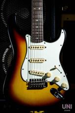 Fender Stratocaster / 1965_4