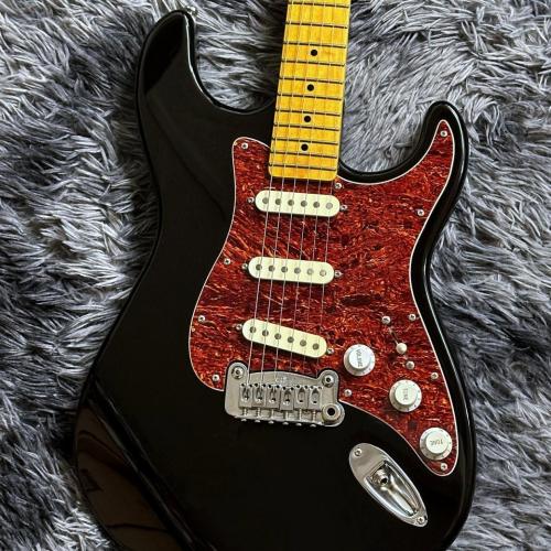 G&L Tribute Legacy Gloss Black / Maple 【中古】【2018年製】