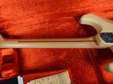 Fender Jeff Beck Stratocaster Olympic White 2011_8
