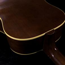 Gibson 【2026年個体】【劇鳴り個体】Custom Shop Murphy Lab 1955 J-45 Light Aged_11