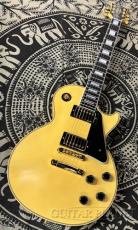 Gibson 【チョイ傷特価】【現地選定品】 ~Dealer Select~ Les Paul Custom Chambered Heavy Antique White VOS_4