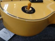 Gibson 【チョイ傷特価】【現地選定品】 ~Dealer Select~ Les Paul Custom Chambered Heavy Antique White VOS_11