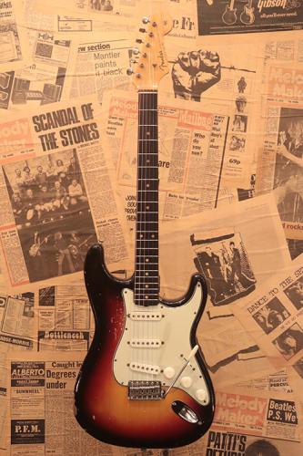 Fender 1963 Stratocaster "Early Round Finger Bord"