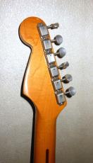Fender 1957　Vintage Stratocaster_5