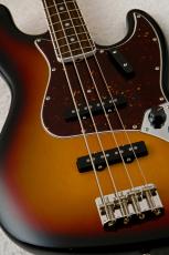 Fender American Vintage II 1966 Jazz Bass 3-Color Sunburst 【4.13kg】_3