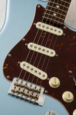 Fender Limited American Professional II Classic Stratocaster Mystic Ice Blue 【3.38kg】_4