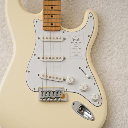Fender Standard Stratocaster Olympic White 【初心者・入門者オススメ】【ICF25029046】【3.91kg】