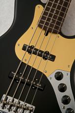 Fender Made in Japan Artist Deluxe Jazz Bass V KAZUKI ARAI Black 【2026年8月入荷予定】_3