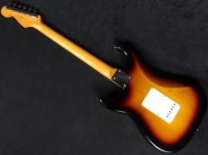 Fender FSR Made in Japan Traditional II 60s Stratocaster 3-Color Sunburst_6