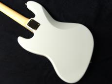 Fender Made in Japan Traditional 2025 Collection 60s Jazz Bass White Pearl_7