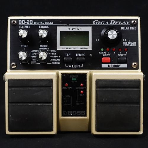 BOSS DD-20 Digital Delay "GIGA DELAY"