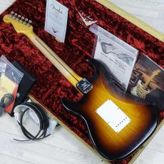 Fender Custom Shop Limited Edition 70th Anniversary 1954 Stratocaster Journeyman Relic Wide-Fade 2-Color Sunburst_8