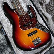 Fender American Professional II Jazz Bass 3-Color Sunburst_3
