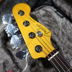 Fender American Professional II Jazz Bass 3-Color Sunburst_5