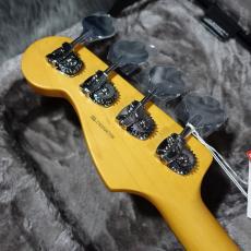 Fender American Professional II Jazz Bass 3-Color Sunburst_8