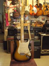 Fender FSR AMERICAN VINTAGE 54 STRATOCASTER (2004)_2