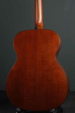 Martin OM-18V_5