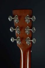 Martin OM-18V_8