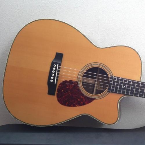 Rabbit 69 Lucky 13 / Rosewood used 【信州の名工 百瀬氏製作の逸品です。】