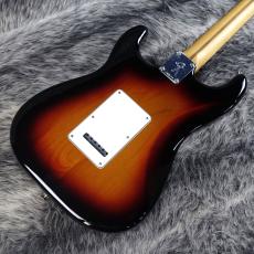 Fender Player II Stratocaster 3-Color Sunburst_6