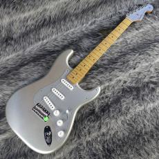 Fender H.E.R. Stratocaster Chrome Glow_4