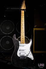 Suhr J Select Standard Plus Trans Black / Roasted Maple