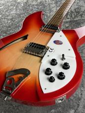 Rickenbacker Model 330 Fireglo 【3.53kg】_3