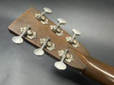 Merrill C-28 / Solid Adirondack Spruce Top・Solid Amazon Rosewood Side and Back・Waverly Peg・Diamond & Square Inlay・Ebony Fingerboard and Bridge・Long Saddle・Herringbone Binding【With Hard Case】2000年代製_10