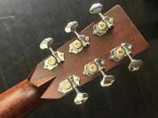 Martin 000-28　Standard　ヘリンボーン&ゴールデンエラ・ブレーシング　2021年製_7