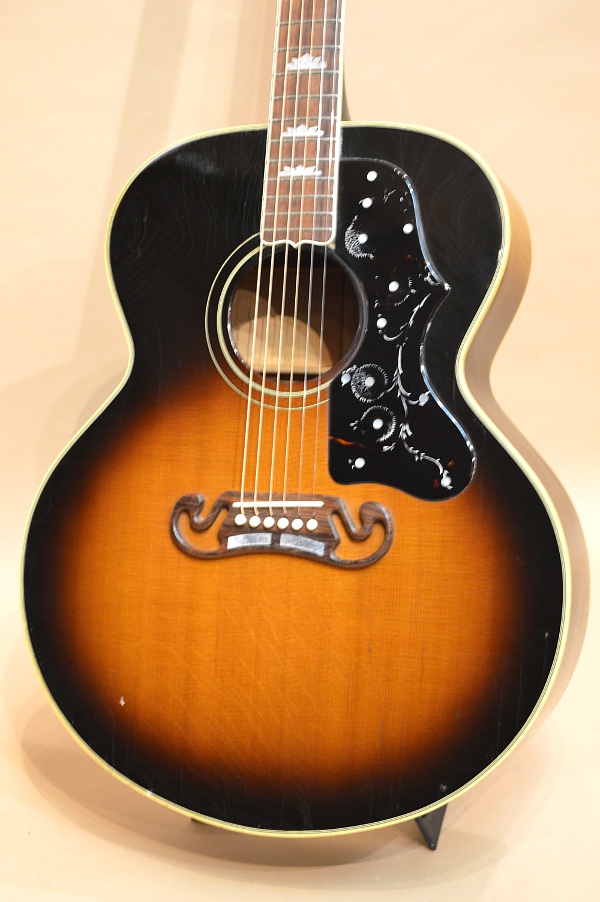 美品GibsonJ-200 1993年製（豪華ブラウン鍵付純正ハードケース付） 美品GibsonJ-200 1993年製（豪華ブラウン鍵付純正ハードケース付