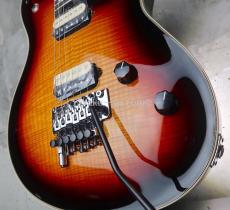EVH Wolfgang "5A" Flamed Maple Top 3-Color Sunburst_8