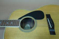 YAMAHA S-21/ 初年度Model・Semi Jumbo・Original Peg・Solid Spruce Top・Solid Palisander Back・Palisander Side・Herringbone Binding & Rosette・Palisander Fingerboard and Bridge・Mahogany Neck・Custom Bridge and End-Pin【Wi_12