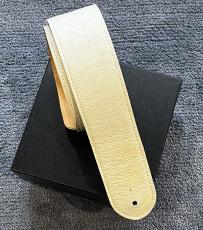 Grande uomo 【クリアランスセール】白鞣し鹿革ストラップ【クロサワ楽器店オリジナル/限定品】