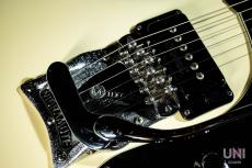 Mosrite V-65 The Ventures Model_5