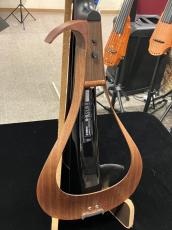 YAMAHA YEV-104【Black】【新世代のエレクトリックバイオリン(4弦モデル)】_4