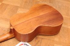 Mahalo MM4 Satin Finish Cedar-top Solid Mahogany Baritone Ukulele _2