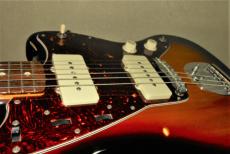 Fender American Vintage 1962 Jazz Master_7