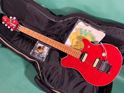 MUSIC MAN EVH TRANS RED